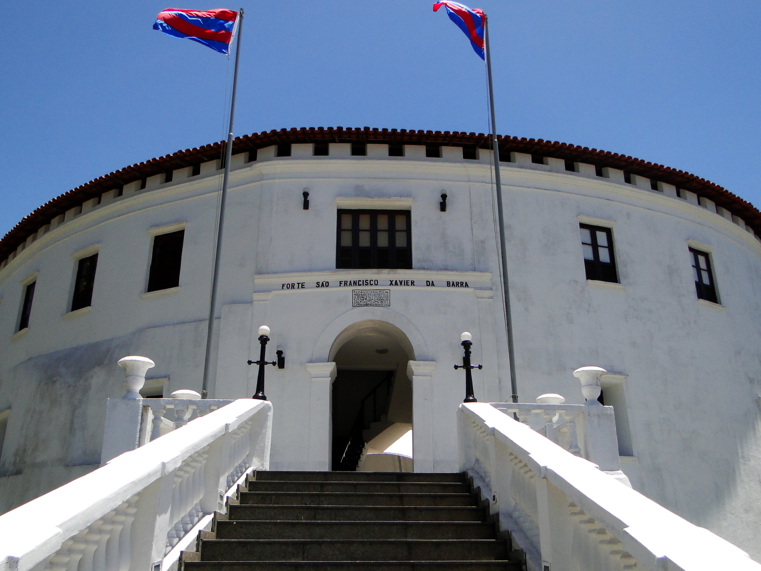 O Centro Cultural Forte de São Francisco Xavier da Barra